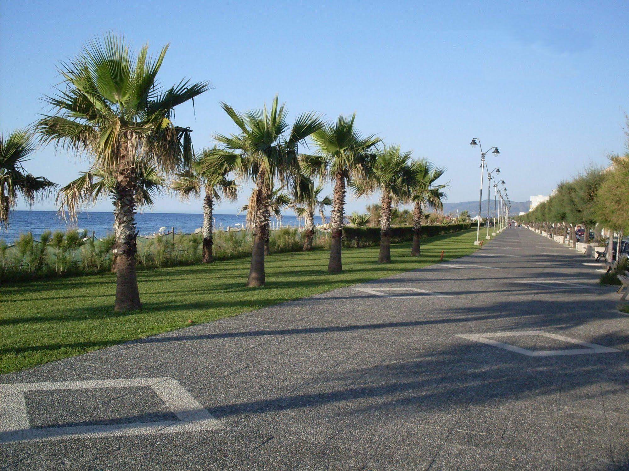 La Baia Di Ulisse Villa Venetico Exterior photo